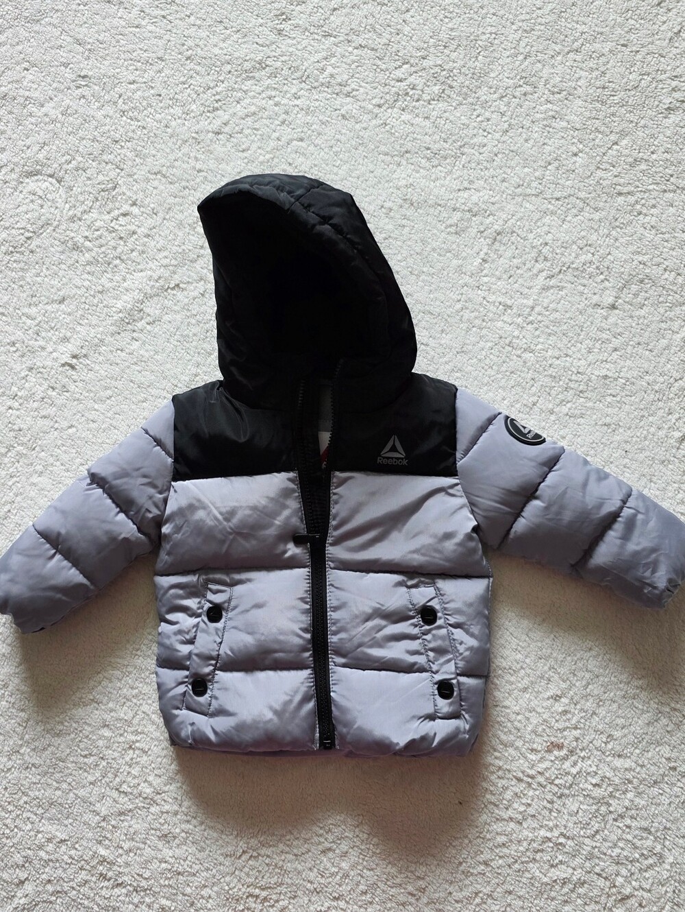 New Reebok Toddler winter Heavyweight Puffer Jacket with Hood, Size 12m gray